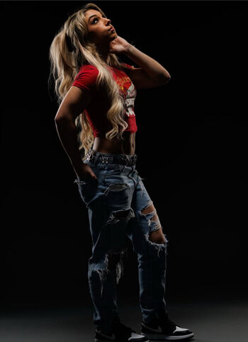 Full leaked Thea hail page private onlyfans photo