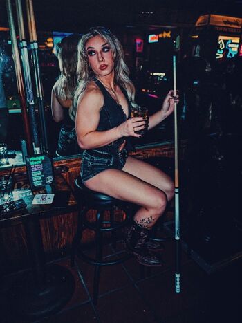 Full leaked Thea hail page private onlyfans photo