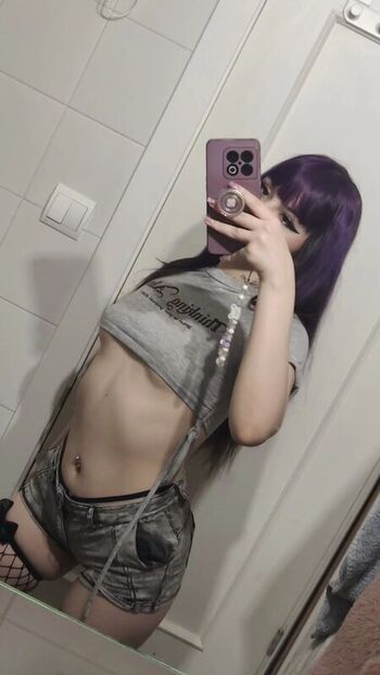 Full leaked Theakaleina page private onlyfans photo