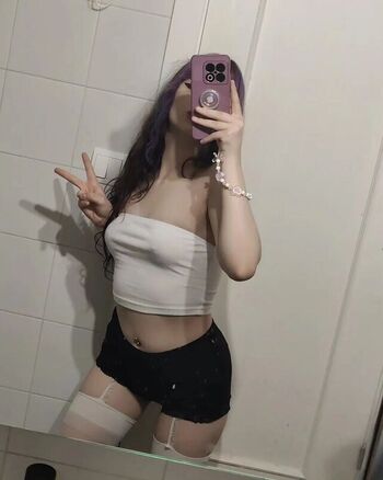 Full leaked Theakaleina page private onlyfans photo