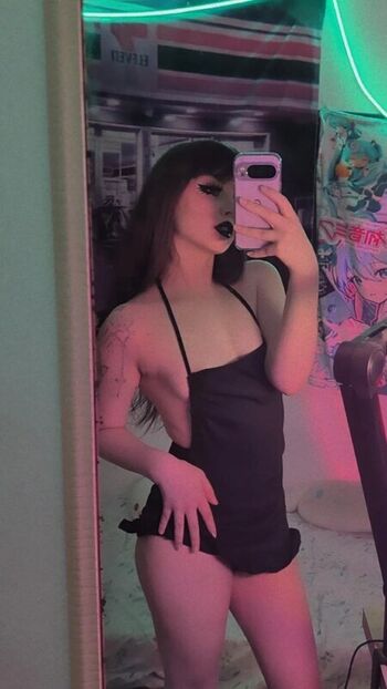 Full leaked Theakaleina private onlyfans photo
