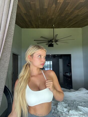 Full leaked Theblondebarbiexo page private onlyfans photo