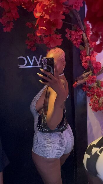 Full leaked Thelondon look private onlyfans photo