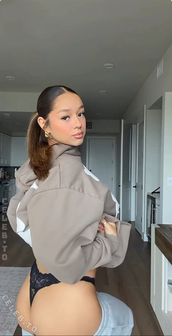 Full leaked Themikkiangel private onlyfans photo