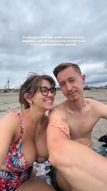 Full leaked Theparisianwithitchyfeet private onlyfans photo