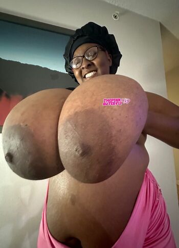 Full leaked Thepinkbuterfli private onlyfans photo