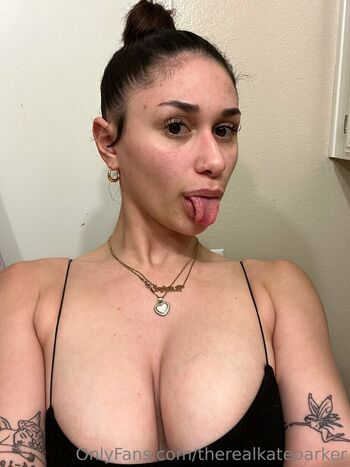 Full leaked Therealkateparker private onlyfans photo