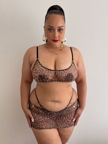 Full leaked Therealnatalie private onlyfans photo