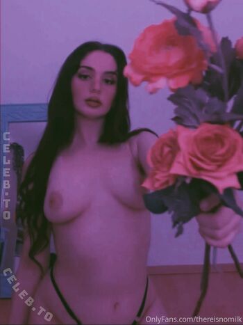 Full leaked Thereisnomilk private onlyfans photo