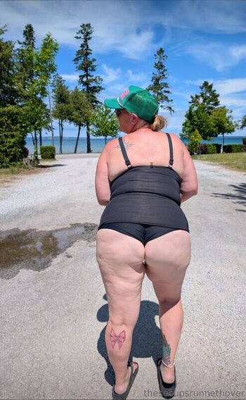 Full leaked Thesecupsrunnethover private onlyfans photo