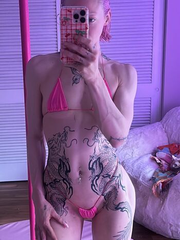 Full leaked Theskinsiren private onlyfans photo