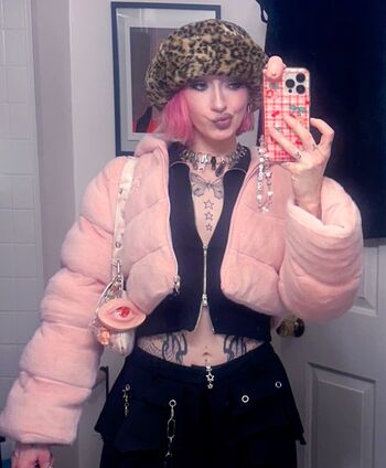 Full leaked Theskinsiren private onlyfans photo