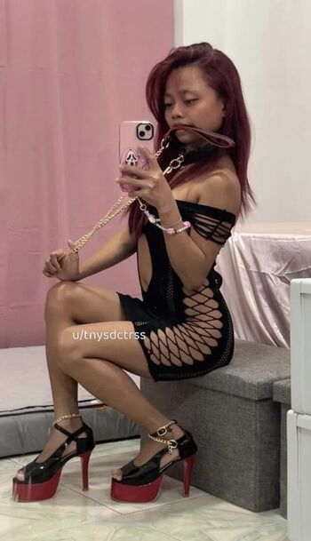 Full leaked Thetinyfilipina private onlyfans photo