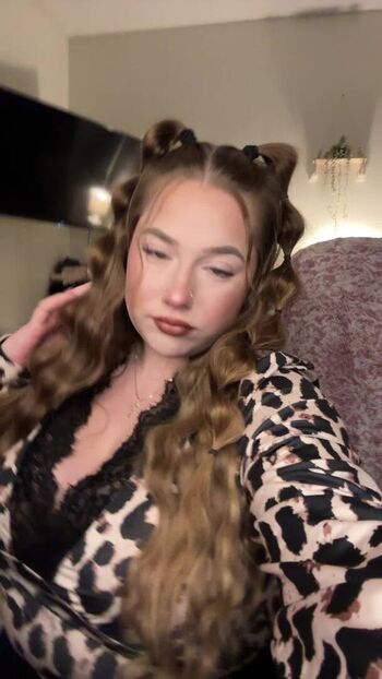 Full leaked Theycallmelilvan private onlyfans photo