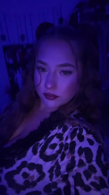 Full leaked Theycallmelilvan private onlyfans photo