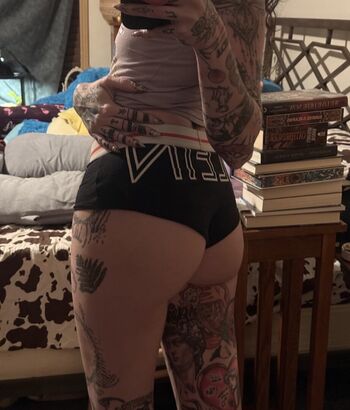 Full leaked Thiccandmorts private onlyfans photo