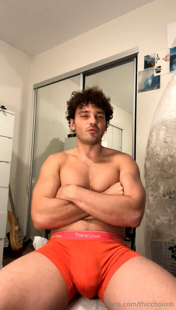 Full leaked Thiccboirob private onlyfans photo