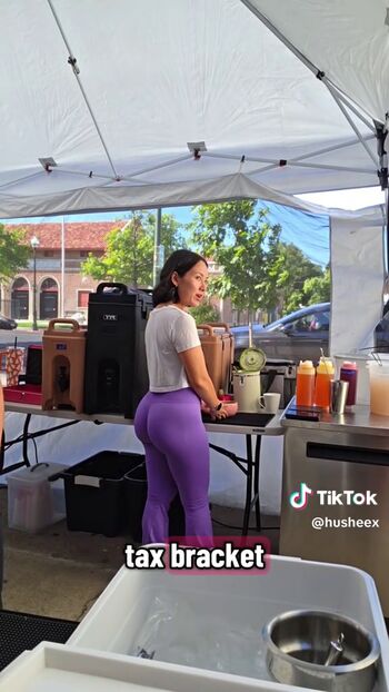 Full leaked Thick asian women page private onlyfans photo