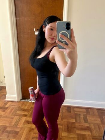 Full leaked Thick asian women private onlyfans photo
