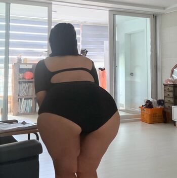 Thick Asian Women