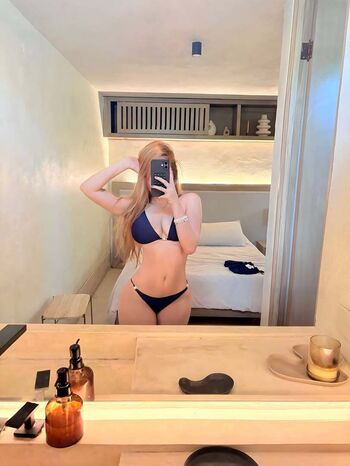 Full leaked Thinkvaleria private onlyfans photo