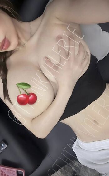 Full leaked Thinkvaleria private onlyfans photo