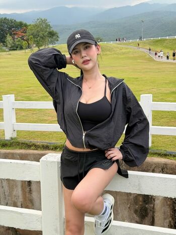 Full leaked Thitichayaa m page private onlyfans photo