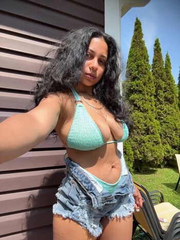 Thumbalina_X