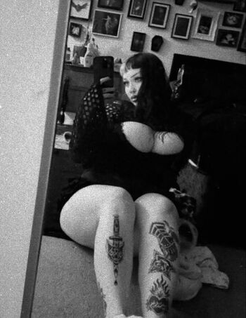 Full leaked Thykingdomkay private onlyfans photo