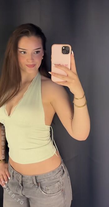 Full leaked Tijanaaperic private onlyfans photo