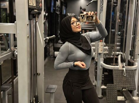 Full leaked Tikom page private onlyfans photo