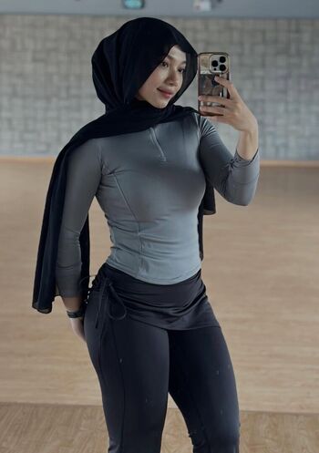 Full leaked Tikom private onlyfans photo