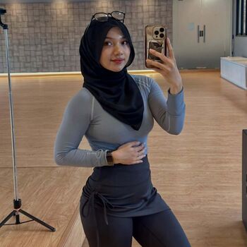 Full leaked Tikom private onlyfans photo