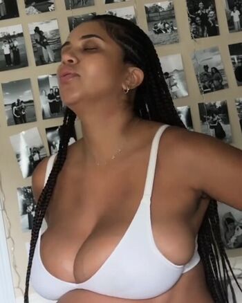 Full leaked Tiktok live nipslips nudity private onlyfans photo