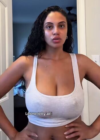 Full leaked Tiktok live nipslips nudity private onlyfans photo