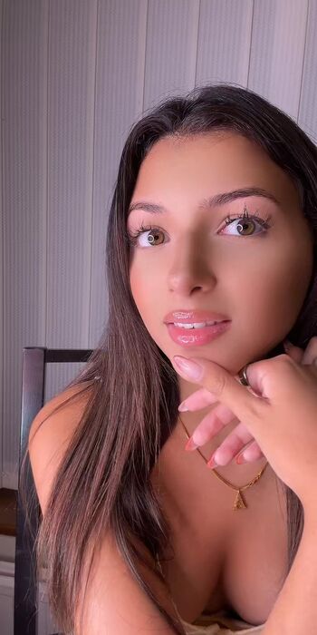 Full leaked Tiktok live nipslips nudity private onlyfans photo