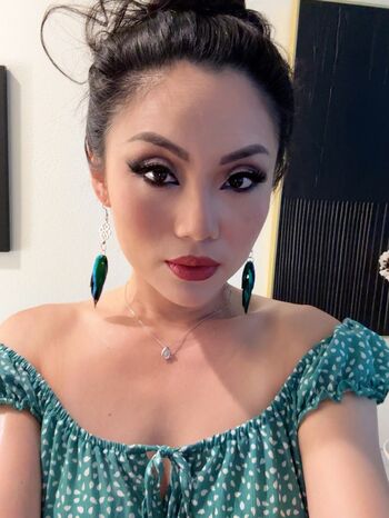 Tina Guo