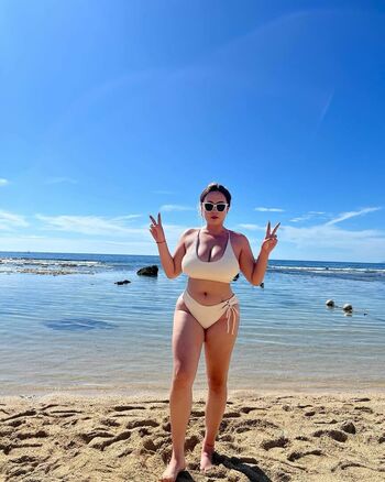 Full leaked Tina hsueh page private onlyfans photo