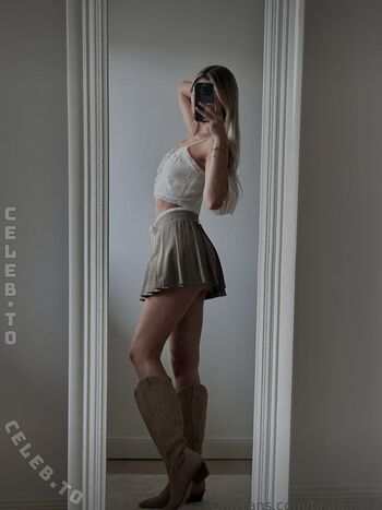 Full leaked Tina nora private onlyfans photo