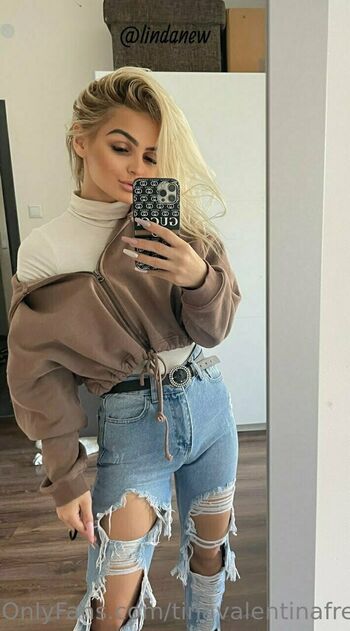 Full leaked Tinavalentinafree private onlyfans photo