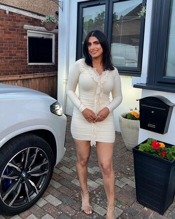 Full leaked Tindy kaur private onlyfans photo