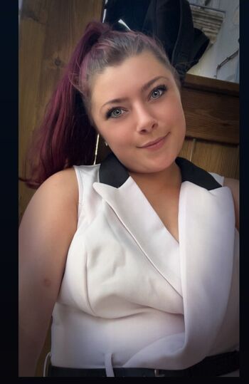 Full leaked Tiny chipie page private onlyfans photo