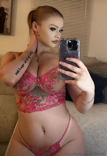Full leaked Tiny liciouss private onlyfans photo
