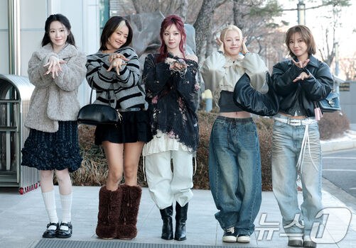 Full leaked Tiny pretty j page private onlyfans photo