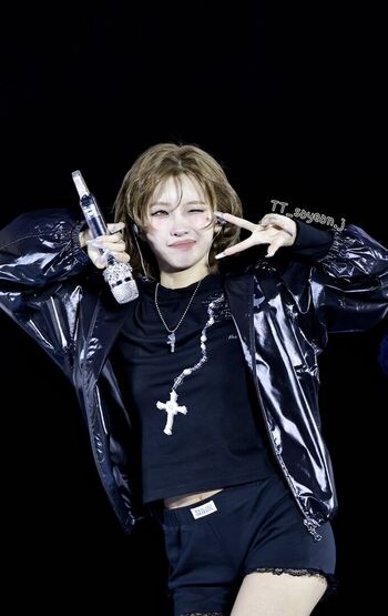 Full leaked Tiny pretty j page private onlyfans photo