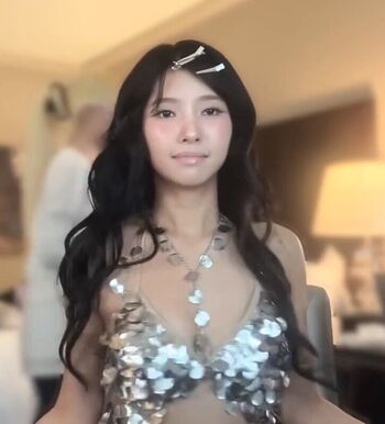 Full leaked Tiny pretty j page private onlyfans photo