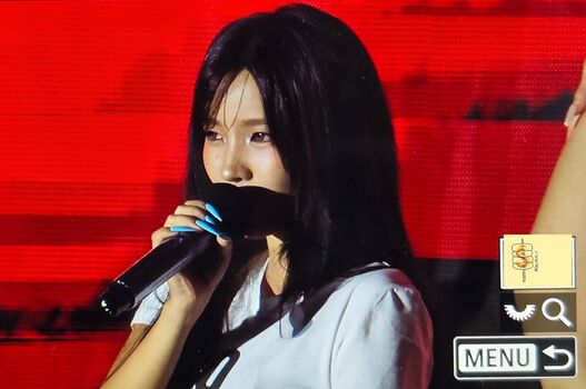 tiny.pretty.j