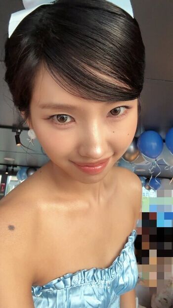 Full leaked Tiny pretty j page private onlyfans photo