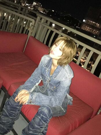 tiny.pretty.j