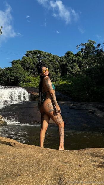 Full leaked Tixya private onlyfans photo